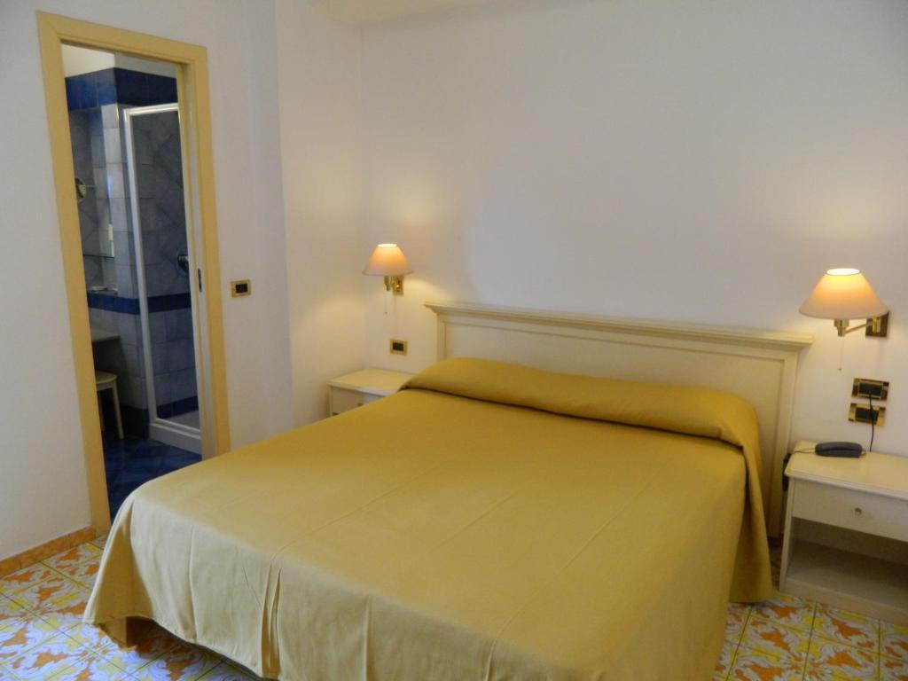 Hotel Villa Hermosa 이스키아 외부 사진