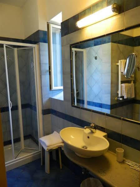 Hotel Villa Hermosa 이스키아 외부 사진